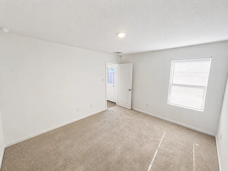 308 Rancho Del Cielo Loop — Photo 3