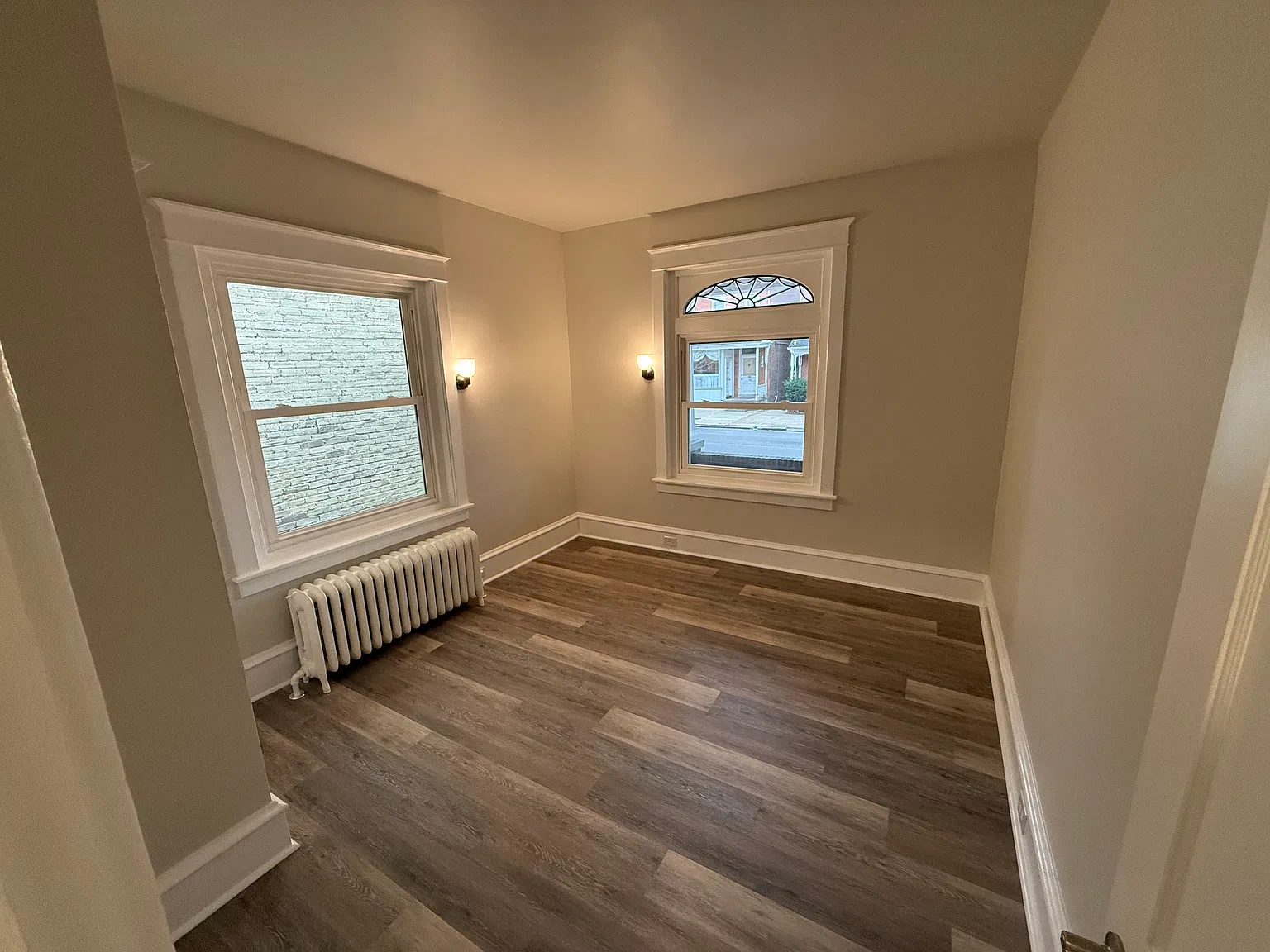 2 bed, 1600 sqft, $1,900 — Photo 3