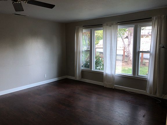4th image of 451 Hillside Dr