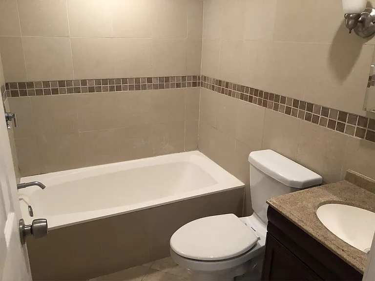30 Lake Villa Way — Photo 11