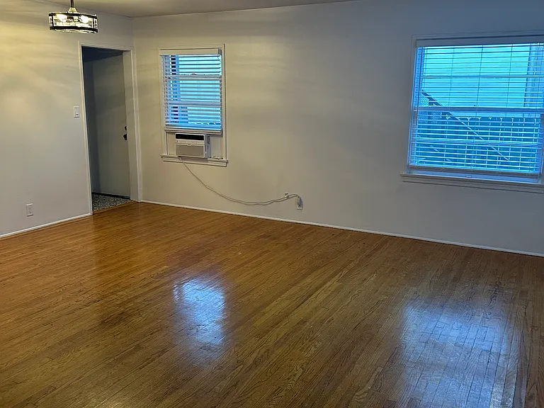1849 S Beverly Glen Blvd #1/2 — Photo 9
