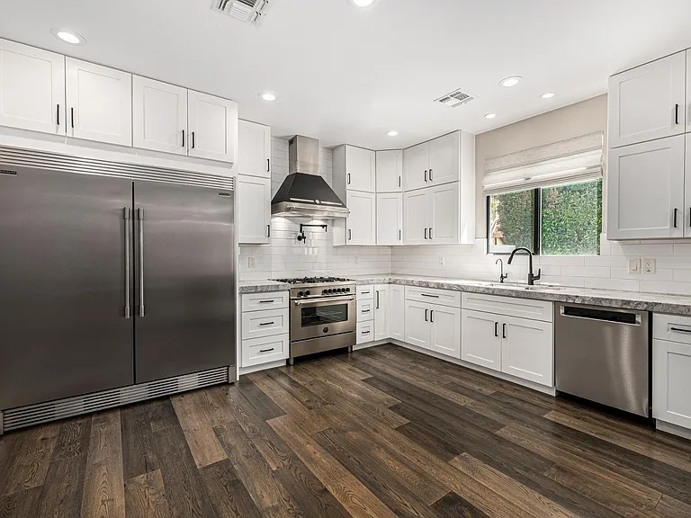 3821 E Devonshire Ave — Photo 8