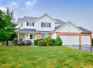 2010 Dawn Ln, Zion, IL 60099