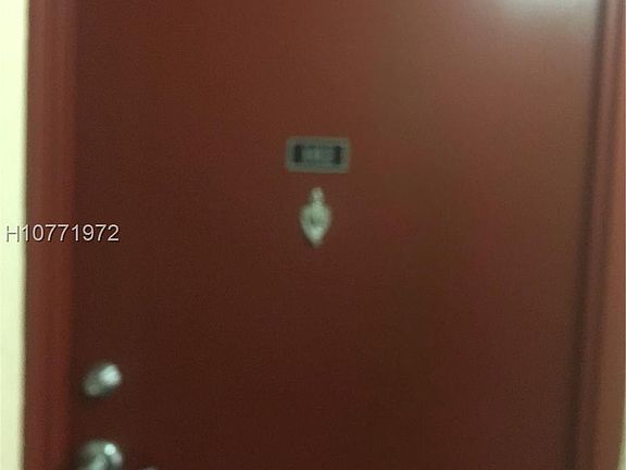 3rd image of 7173 Orange Dr APT 102B