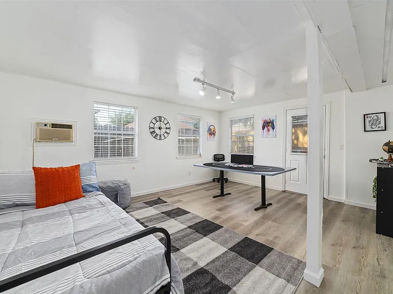 3511 Colleen Woods Cir — Photo 6