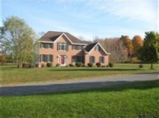 2 Crimson Ct, Castleton, NY 12033