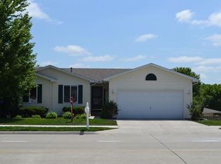 3131 33rd Ave SW, Cedar Rapids, IA 52404