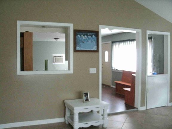 Family Room to Dining