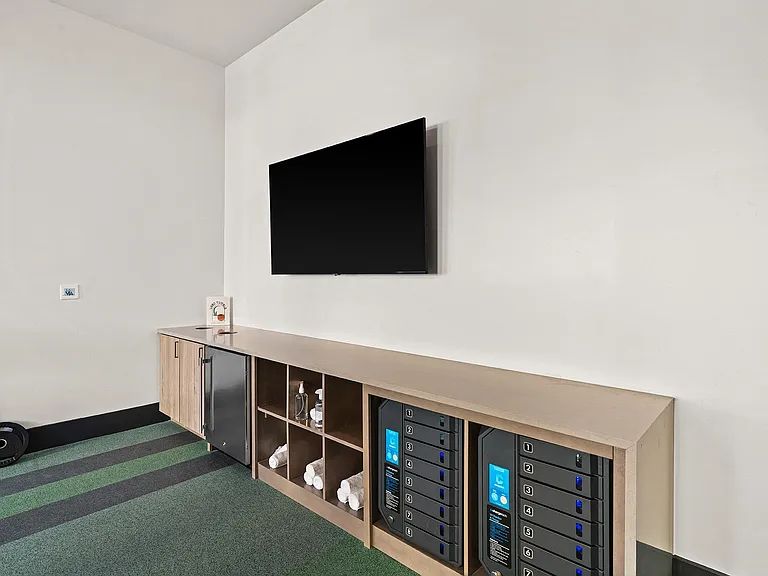 La Via Apartments — Photo 11