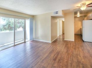 121 Kokomo St #2B-1BA, Colorado Springs, CO 80911