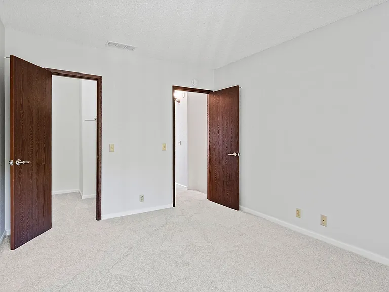 7235 Cinnamon Cir — Photo 17