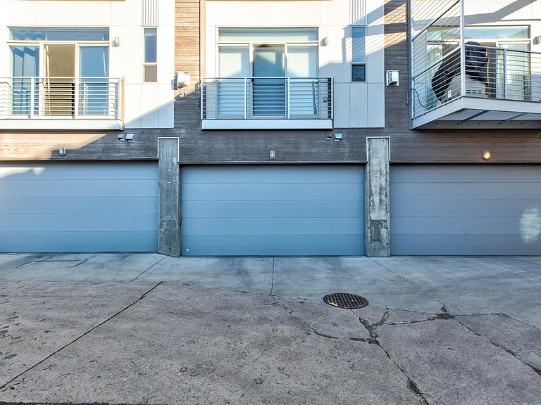 2103 W 32nd Ave #8 — Photo 35