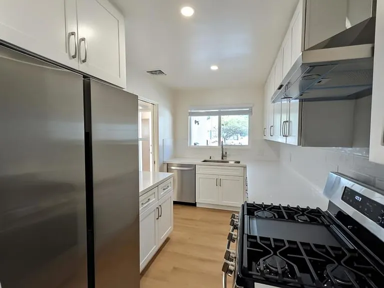 4024 Monterey Rd — Photo 4
