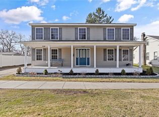 74 Seneca Ave, Oneida, NY 13421