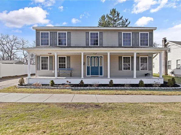 74 Seneca Ave, Oneida, NY 13421