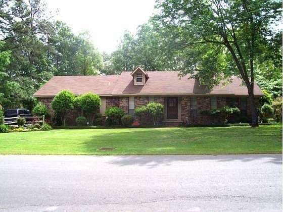 1st image of 6101 Glenwood Dr