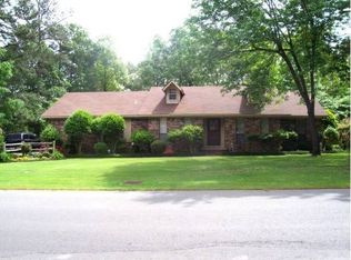 6101 Glenwood Dr, Pine Bluff, AR 71603