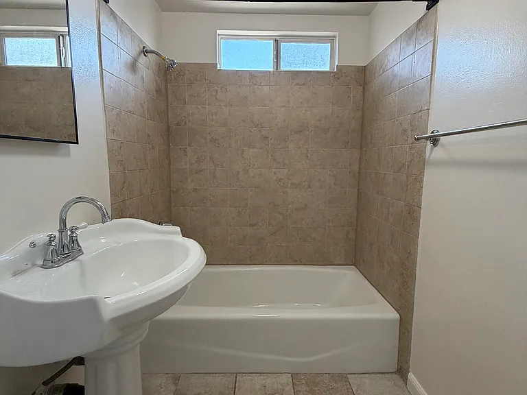415 S Baldwin Ave #2 — Photo 18