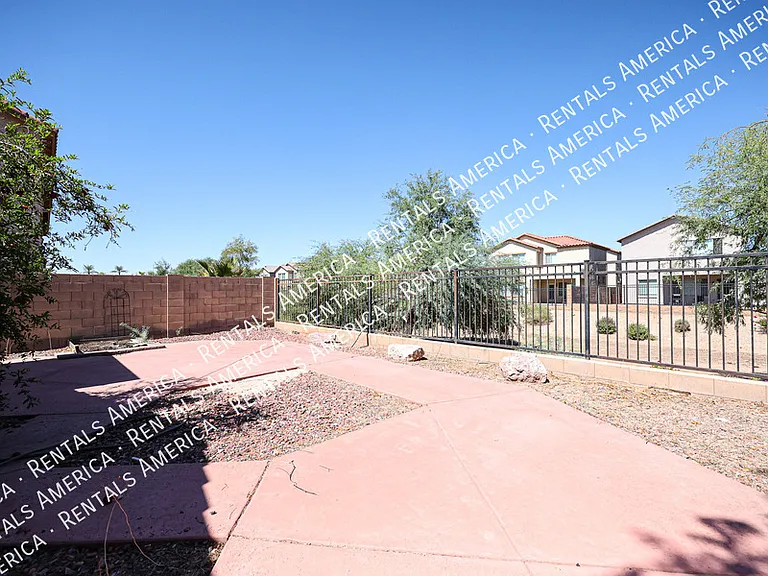 9404 W Terri Lee Dr — Photo 20