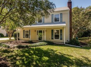 2440 Oberbeck Ln, Charlotte, NC 28210