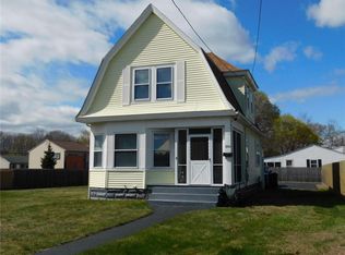 3501 W Shore Rd, Warwick, RI 02886