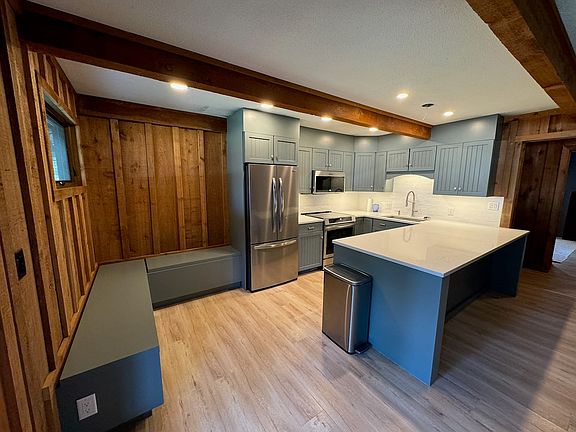 5th image of 465 Aspen Dr APT 2