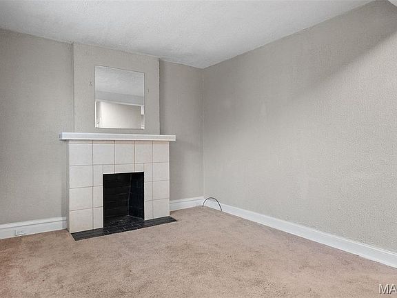 5th image of 3706 Neosho St