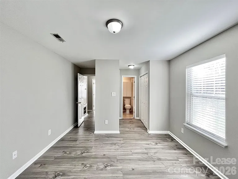 2901 Iron Gate Ln — Photo 18