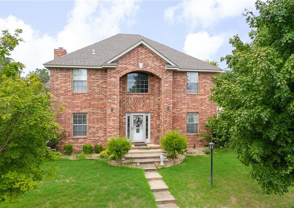1st image of 326 Northridge Dr