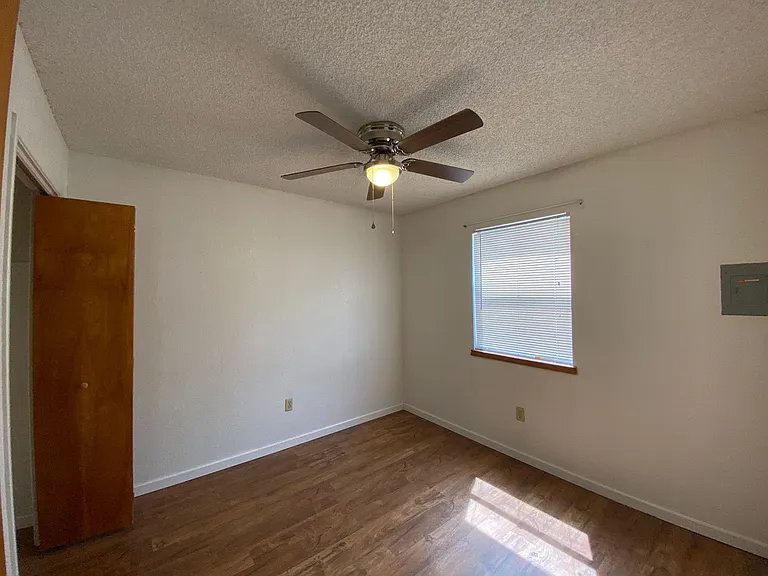 2601 Pecan Dr #C — Photo 9
