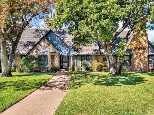 12035 Loch Ness Dr, Dallas, TX 75218