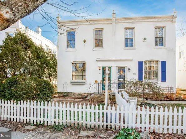 128 W Meade St, Philadelphia, PA 19118