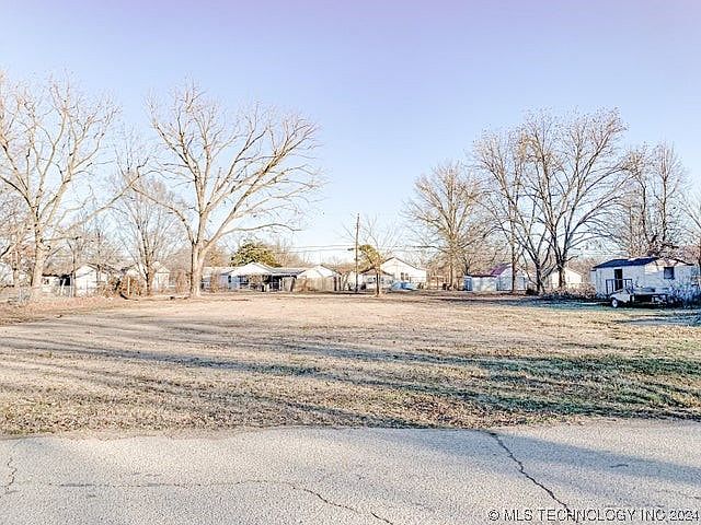 1st image of 622 N Scraper St
