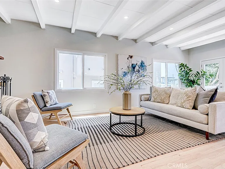 216 Monterey Blvd — Photo 12