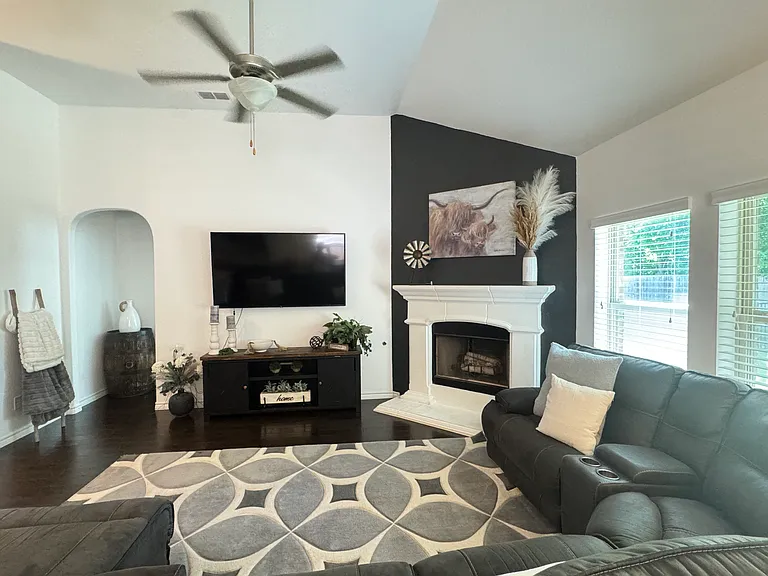 1020 Lake Sierra Way — Photo 4