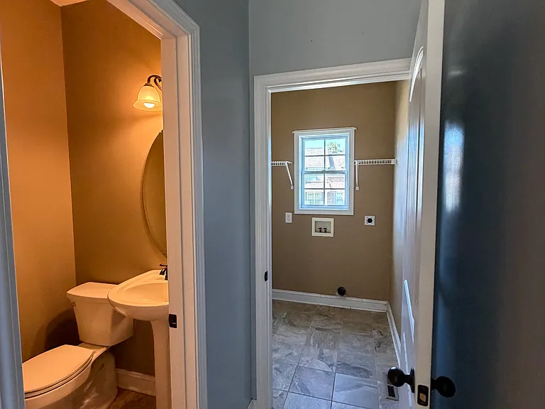 7640 Greenscape Dr — Photo 16