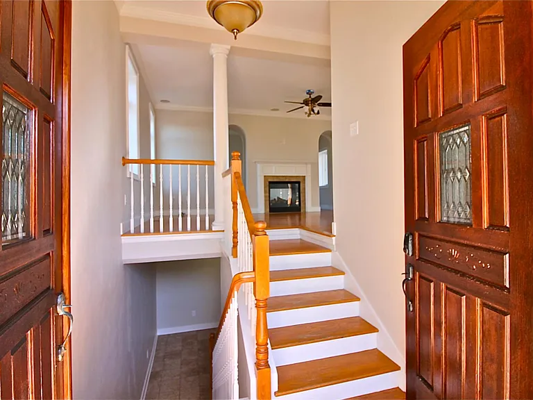 3615 Bayside Ave — Photo 4
