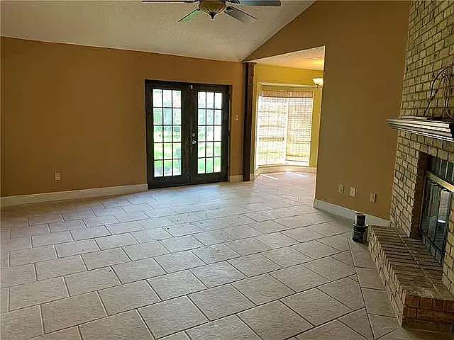 5663 Smokey Hills Trl — Photo 4