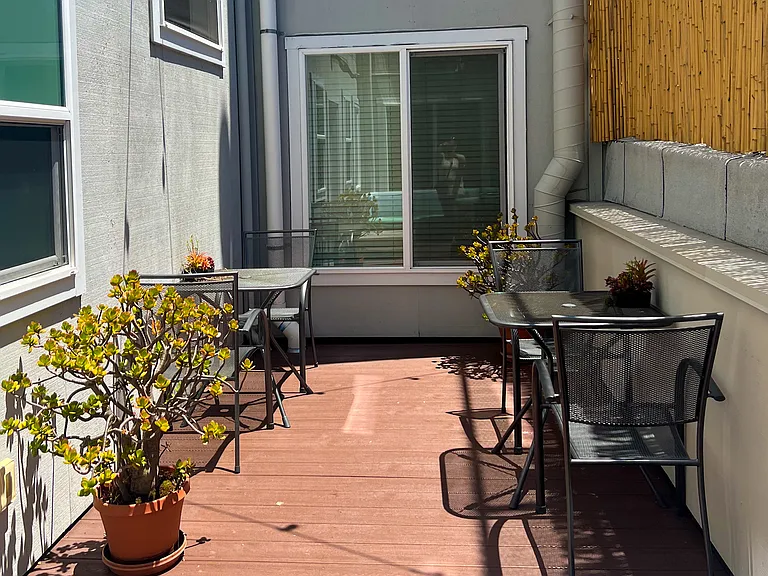 1507 California St #213 — Photo 9