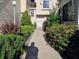 64 Franklin Hts, Rochester, NH 03867