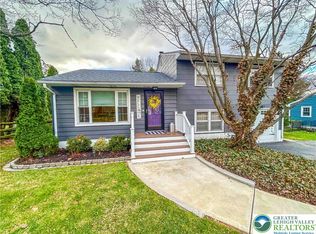 825 Sheridan Dr, Easton, PA 18045