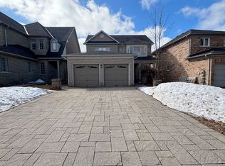 380 Stone Rd, Aurora, ON L4G 6Z5