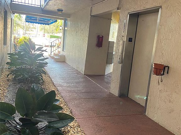 5th image of 7502 NW 30th Pl APT 417