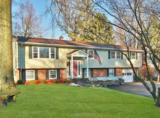 7 Windsor Rd, Croton On Hudson, NY 10520