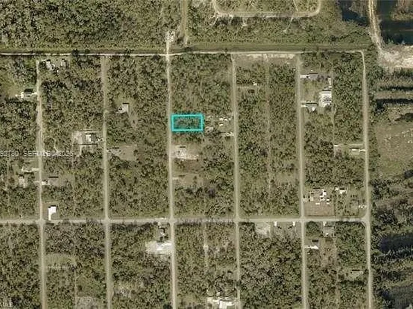 1140 Cummings St E, Lehigh Acres, FL 33974