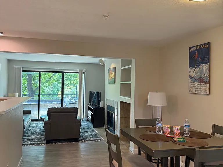 812 Walnut St #C — Photo 15