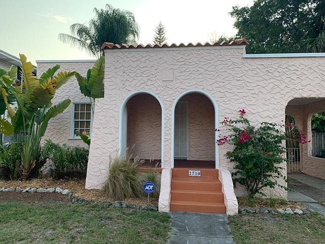 1st image of 2710 N Essex Ct