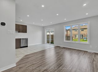 100 Monarch St, Welland, ON L3C0G6