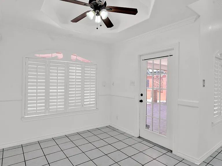 108 Lagos Ave — Photo 9