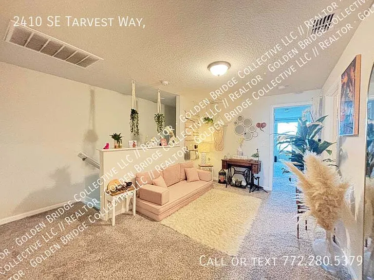 2410 SE Tarvest Way — Photo 5
